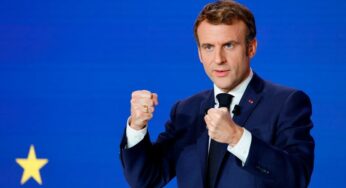 Emmanuel Macron pide actualizar la Carta de Derechos Fundamentales para incluir el aborto