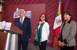 Leticia Ramírez, López Obrador y Delfina Gómez