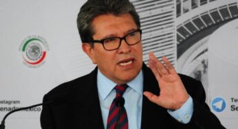 En marcha de AMLO lo único que me perderé es el frutsi y la torta: Monreal